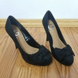 G by Guess Bow Suede Heels